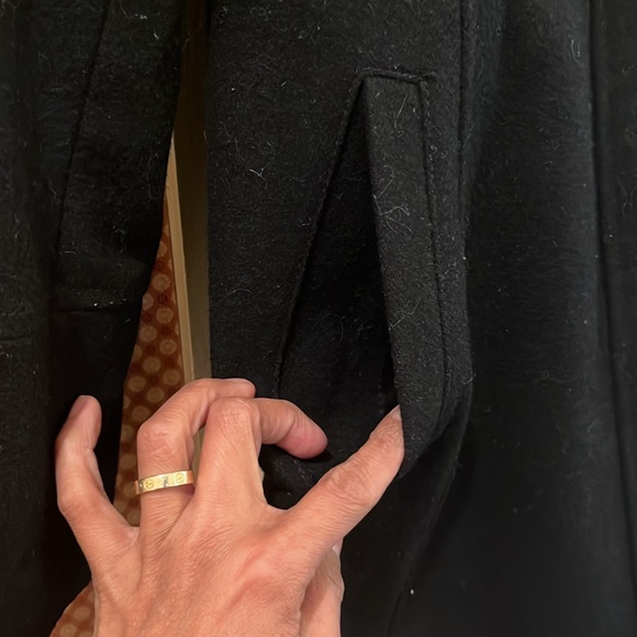 Guess Coat - Picture 9 of 12